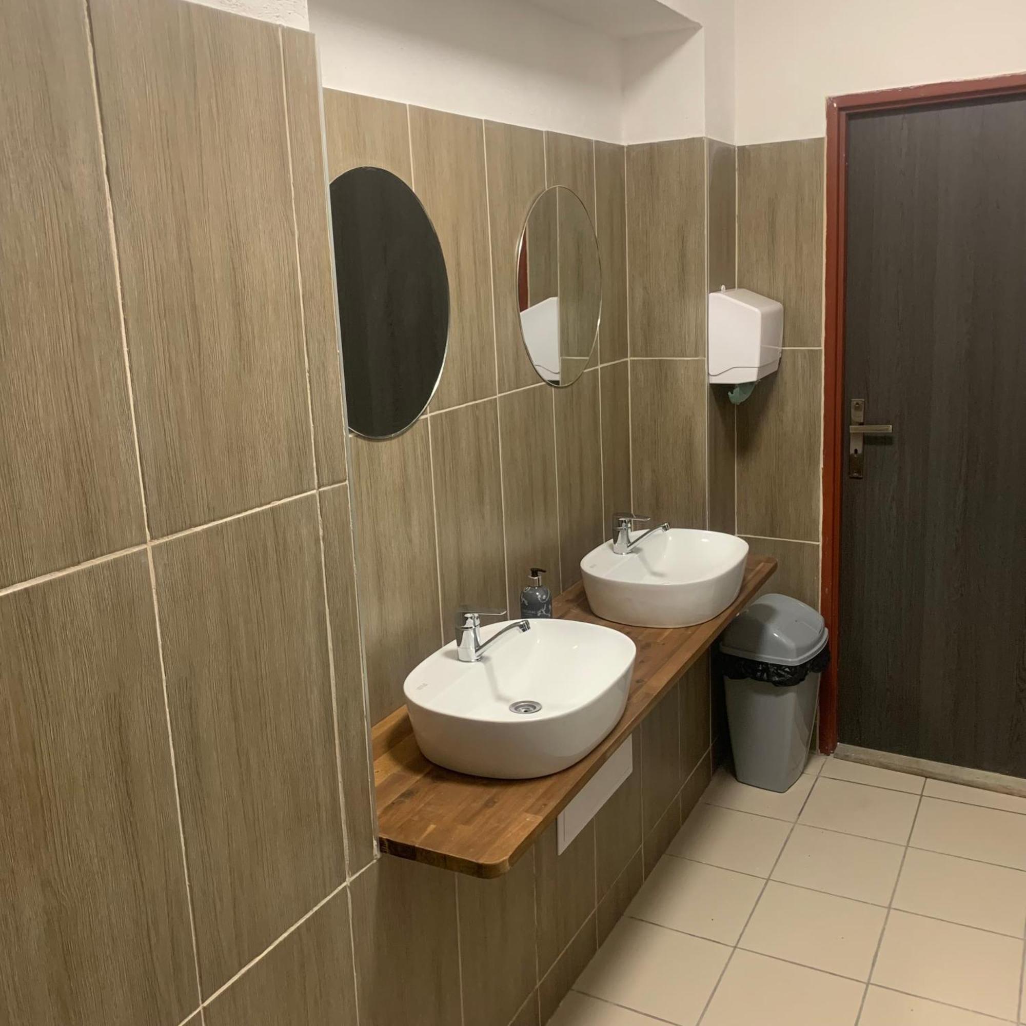 בית הארחה ורבוב 	Zu Hause מראה חיצוני תמונה